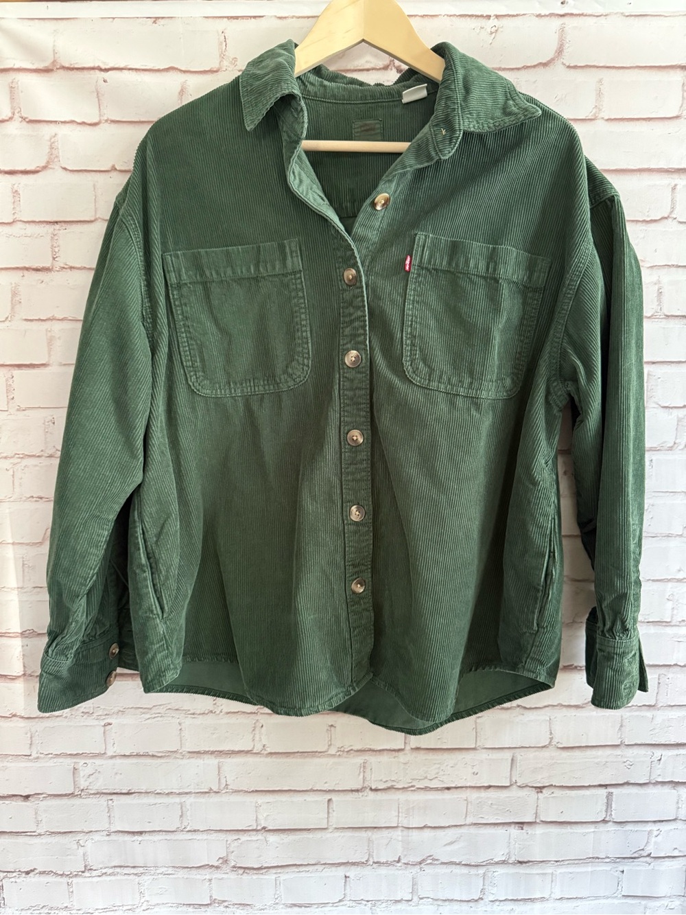 Levi's Green Corduroy Button-Down Shirt - Picture 1 of 5